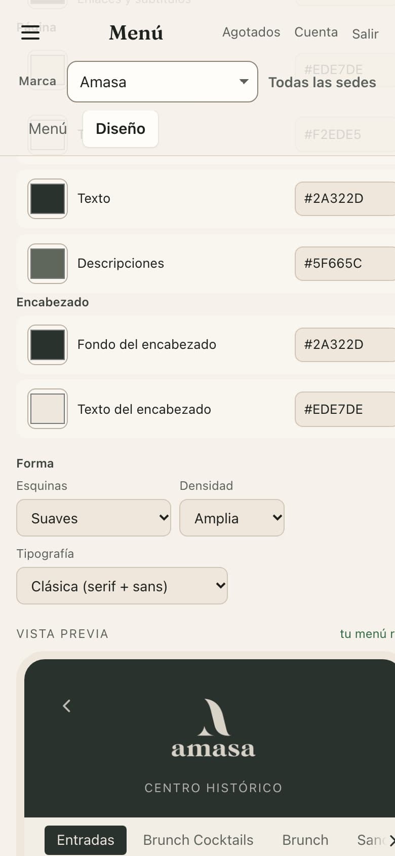 Pantalla de diseño con cuatro plantillas, los colores de la marca y la vista previa del menú